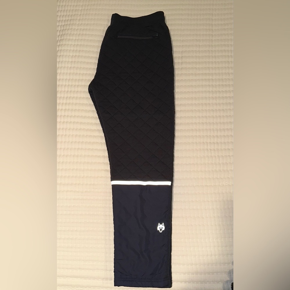 Greyson Navy Heavy Quilted Performance Sweatpants - Medium